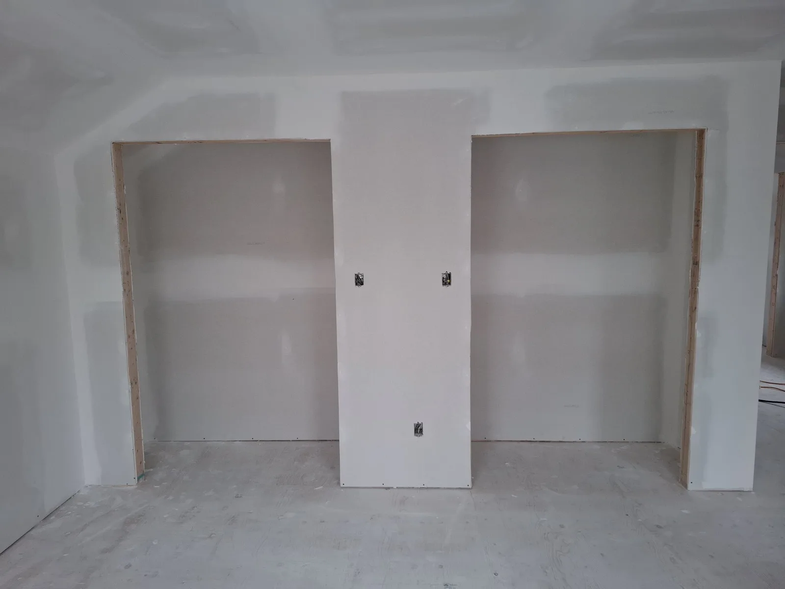 Bedroom renovation and window upgrade — closet finish